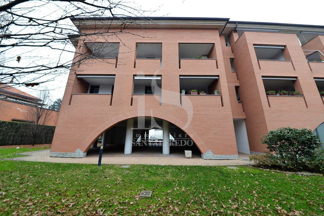 bernareggio–trilocale-con-terrazzo-di-30-mq-vendita-19-facciata-2193098.jpg