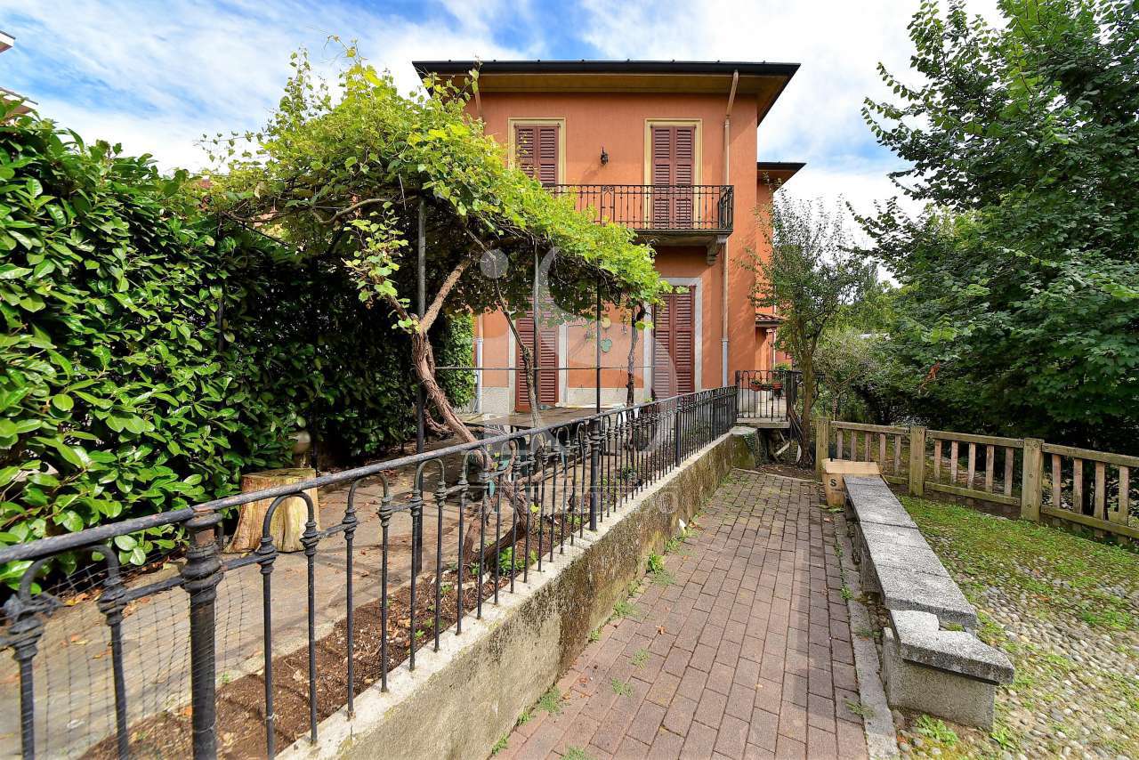 casa-indipendente-a-triuggio-vendita-27-facciata-1964719.jpg