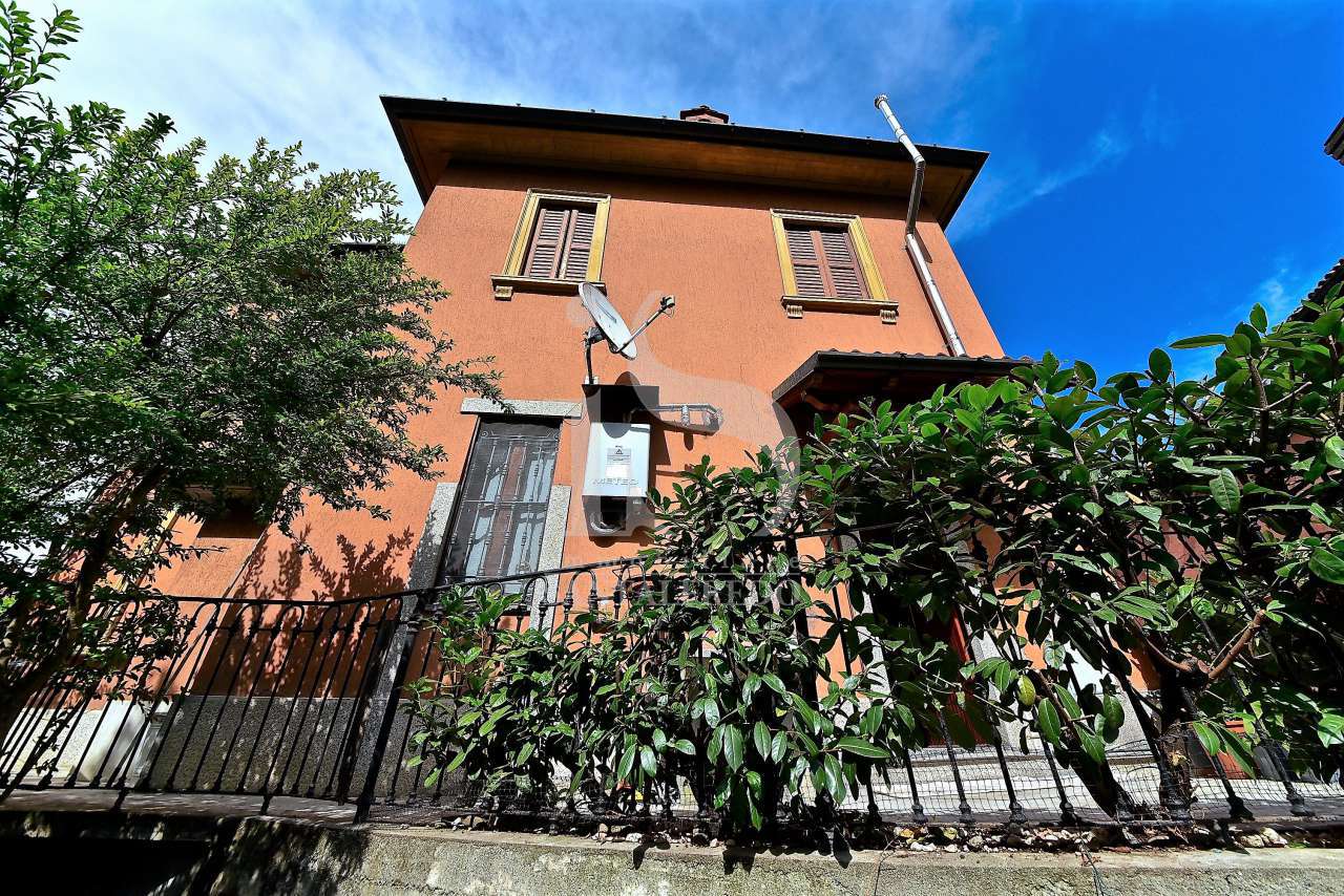 casa-indipendente-a-triuggio-vendita-3-facciata-1964719.jpg