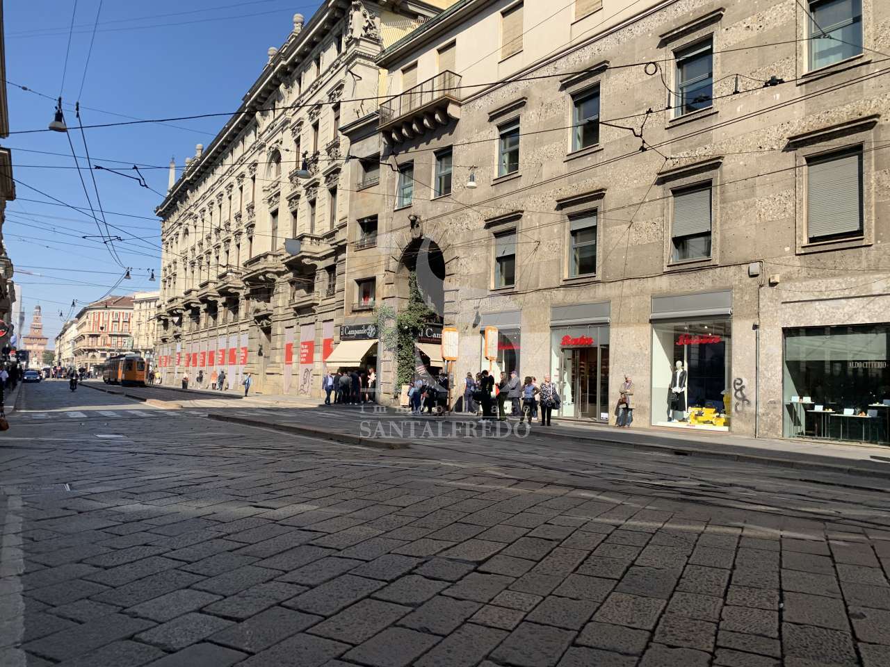 negozio-milano-centro-affitto-1–1641864.jpg