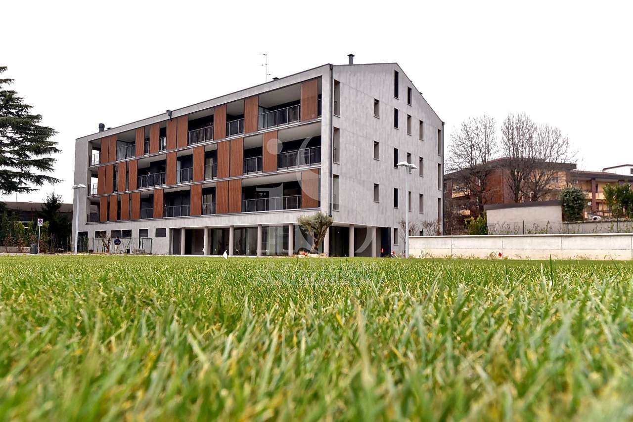 nuova-costruzione-quattro-locali-con-giardino-privato-vendita-1-facciata-2252229.jpg