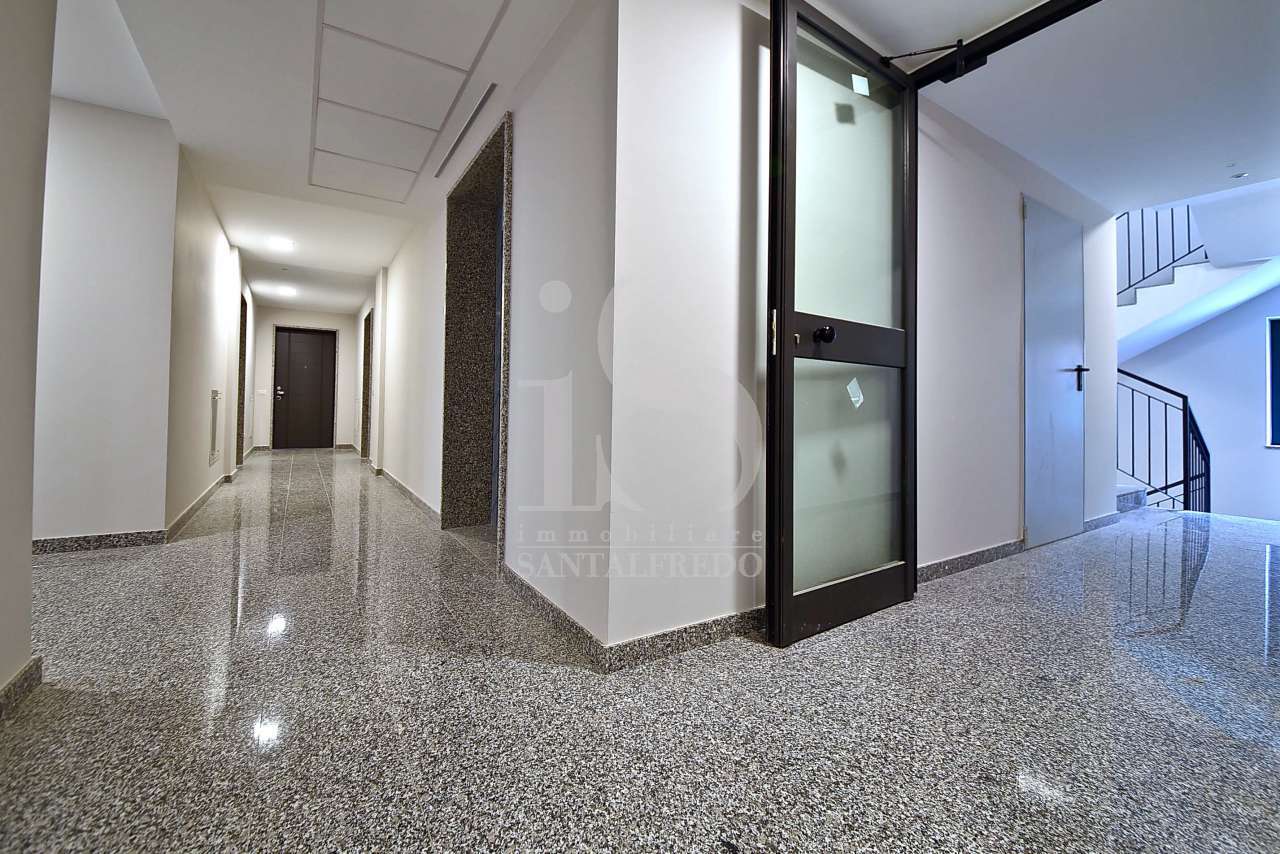 nuova-costruzione-quattro-locali-con-giardino-privato-vendita-10-ingresso-2252229.jpg