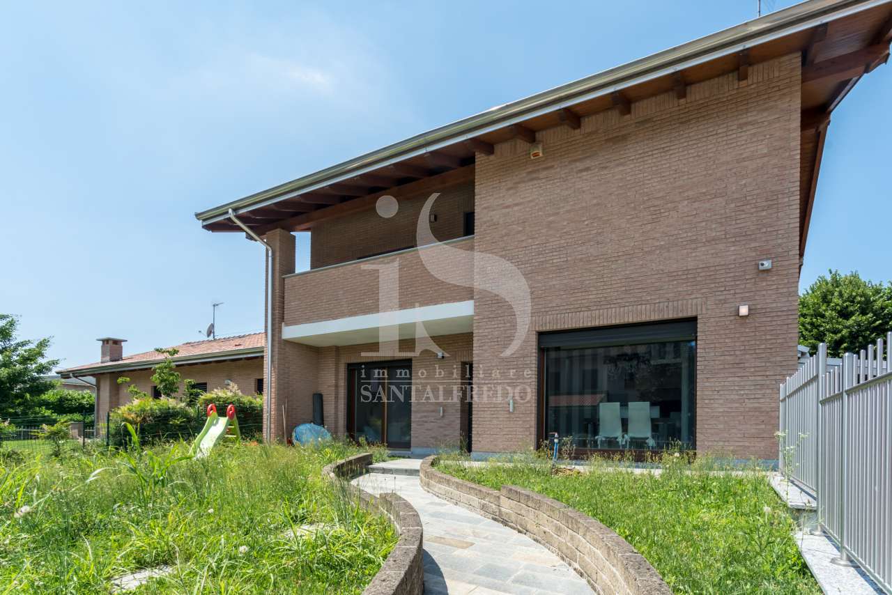 villa-moderna-vendita-24-facciata-1738347.jpg