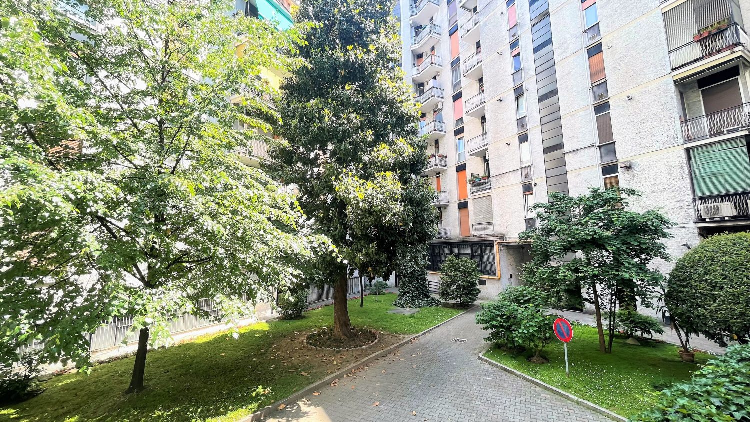 Piazza Bonomelli 4 Uffici in affitto (48)